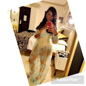 Meet your Posher, Latoya